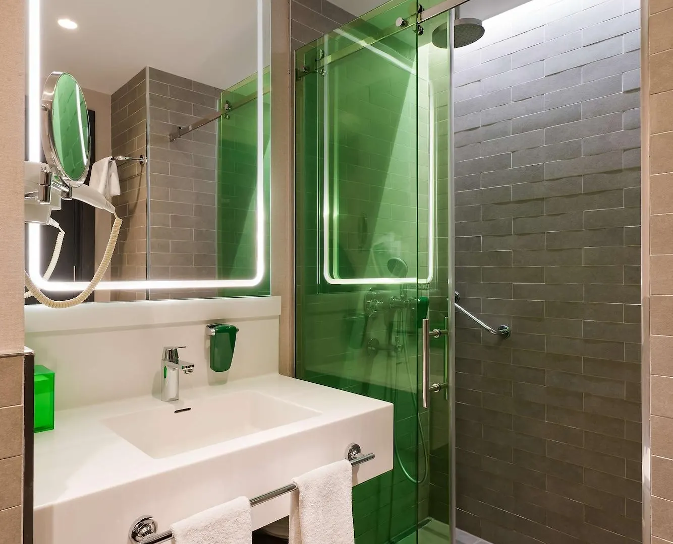 Park Inn By Radisson Istanbul Atasehir 4*,